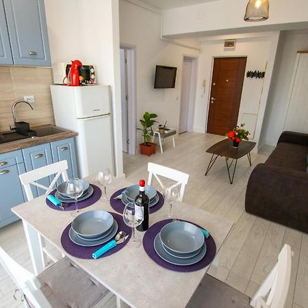 Apartments Summerland Mamaia Bagian luar foto