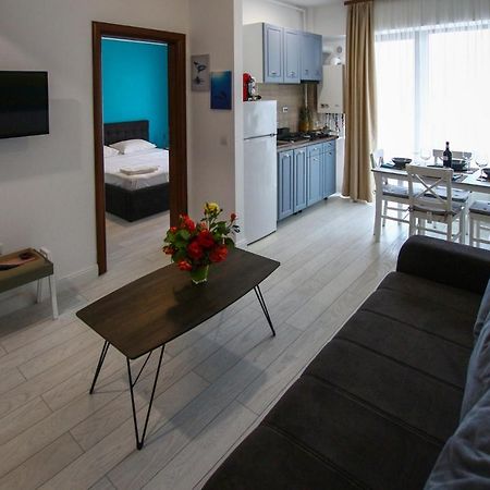 Apartments Summerland Mamaia Bagian luar foto
