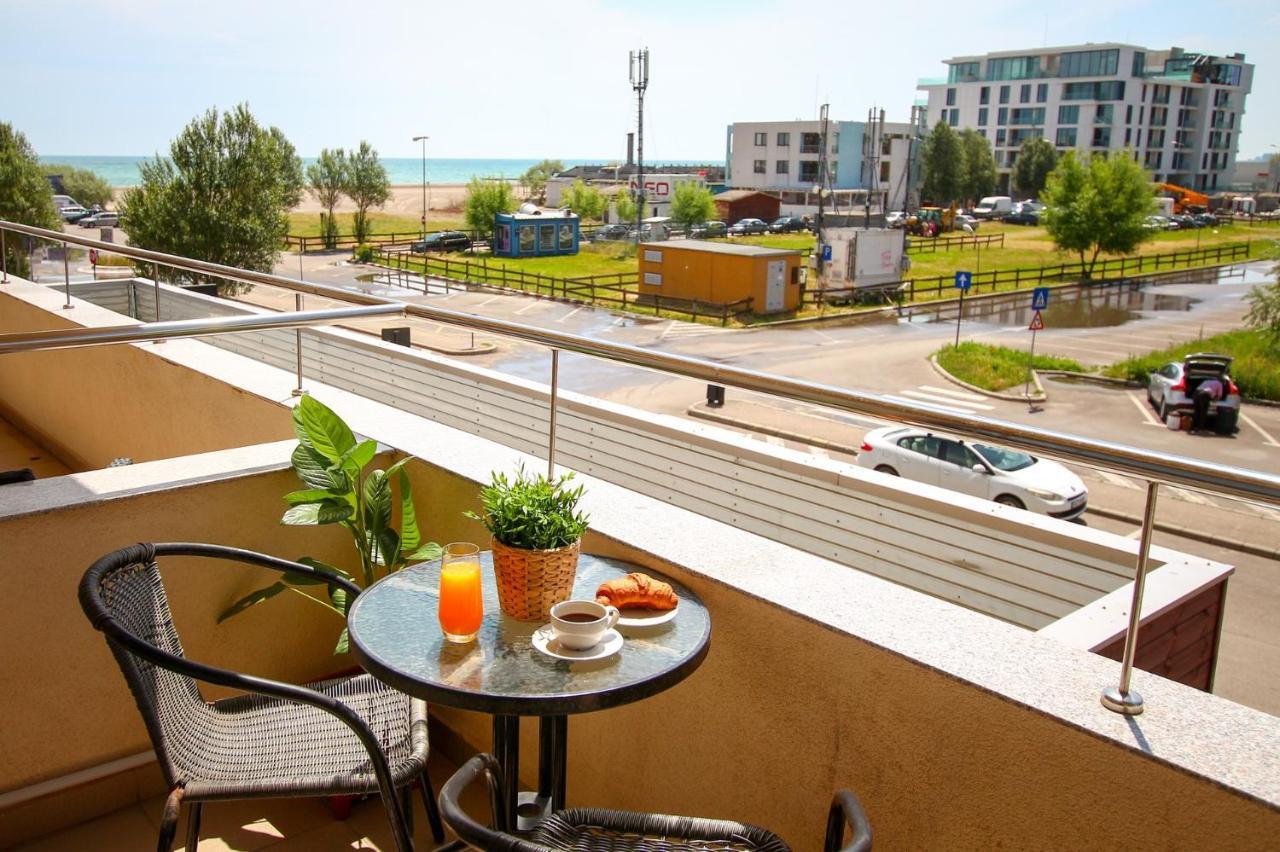 Apartments Summerland Mamaia Bagian luar foto