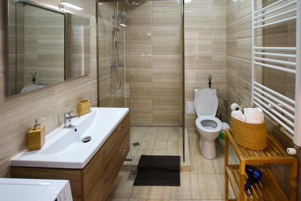 Apartments Summerland Mamaia Bagian luar foto