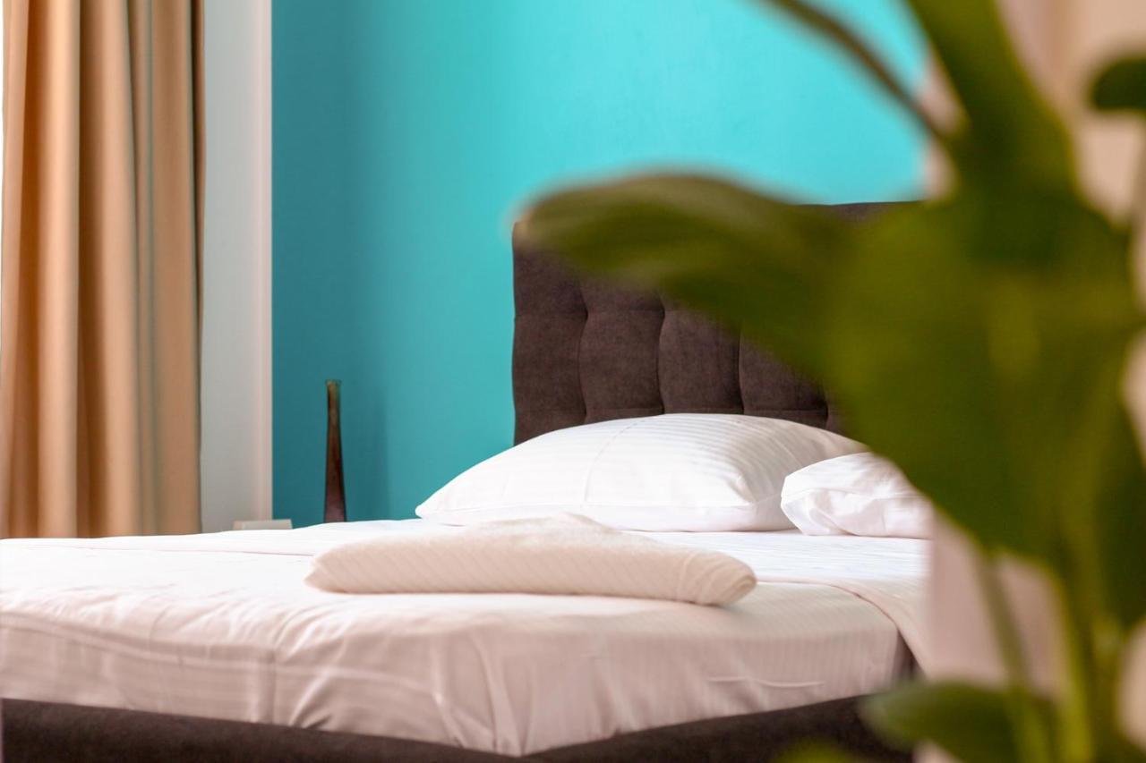 Apartments Summerland Mamaia Bagian luar foto